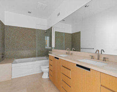 8 Brooks Avenue - Photo Thumbnail 16