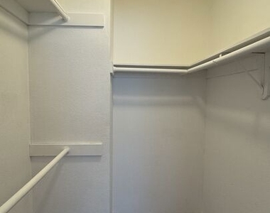 3729 Delmas Terrace - Photo Thumbnail 17