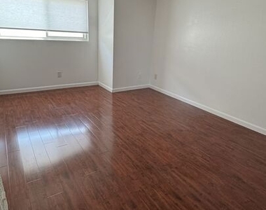 3729 Delmas Terrace - Photo Thumbnail 14