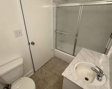 3729 Delmas Terrace - Photo Thumbnail 12