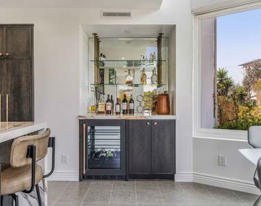 30 Reef Street - Photo Thumbnail 13