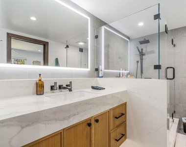 30 Reef Street - Photo Thumbnail 5