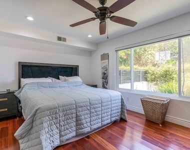 30 Reef Street - Photo Thumbnail 3