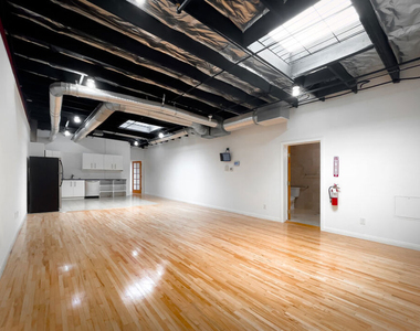 5401 W Alvern Circle - Photo Thumbnail 6