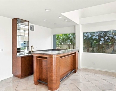 7940 Vulcan Drive - Photo Thumbnail 9