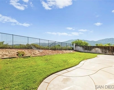 46197 Via La Tranquila - Photo Thumbnail 8