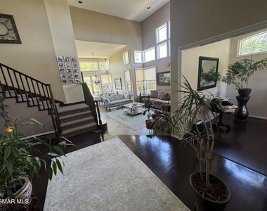 713 Twillin Court - Photo Thumbnail 3