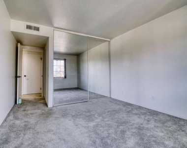 291 E Mel Avenue - Photo Thumbnail 8