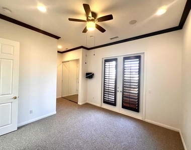 13 Lyon Road - Photo Thumbnail 32