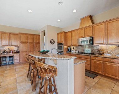 80445 Paria Way - Photo Thumbnail 17