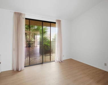 72460 Rodeo Way - Photo Thumbnail 15
