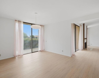 72460 Rodeo Way - Photo Thumbnail 14