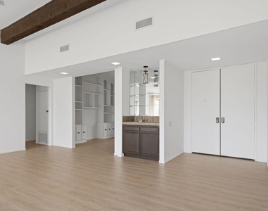 72460 Rodeo Way - Photo Thumbnail 13