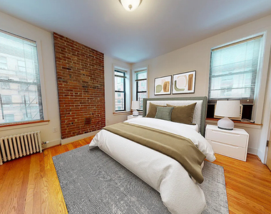 East 97th Street - Photo Thumbnail 1