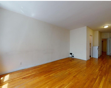 East 88th Street - Photo Thumbnail 1