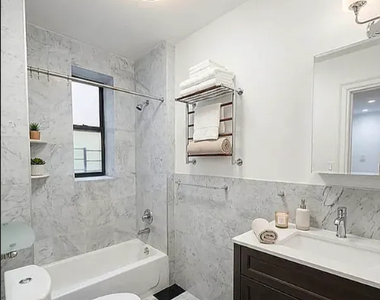 Lincoln Place - Photo Thumbnail 4