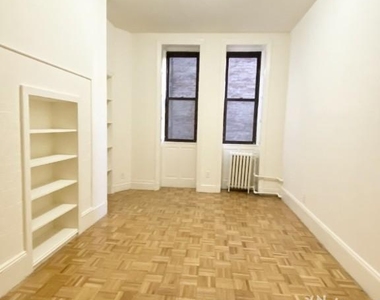 111-113 Montague St. - Photo Thumbnail 5