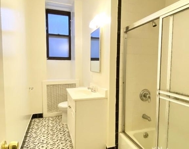 111-113 Montague St. - Photo Thumbnail 4