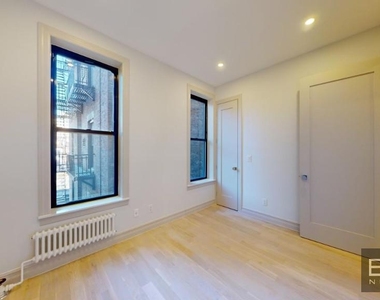 West 91st Street - Photo Thumbnail 2