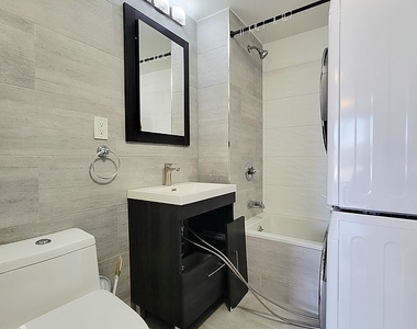 45th Avenue - Photo Thumbnail 9
