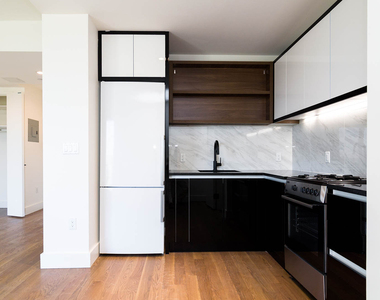 581 Ocean Pkwy 8E - Photo Thumbnail 17