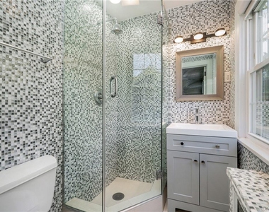 79 Edgewood Avenue - Photo Thumbnail 10
