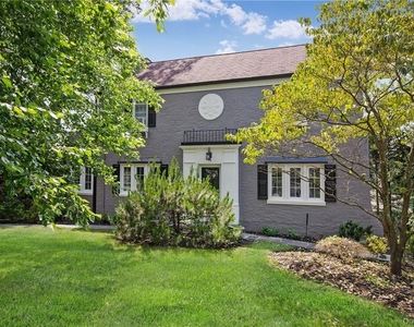 79 Edgewood Avenue - Photo Thumbnail 1