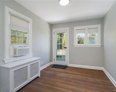 79 Edgewood Avenue - Photo Thumbnail 12