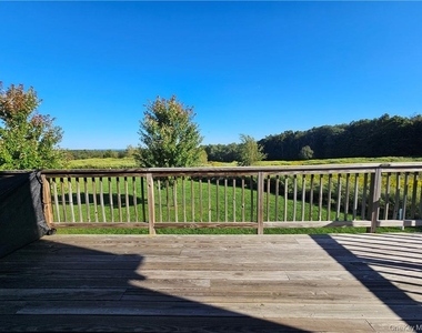 231 Reynolds Road - Photo Thumbnail 6