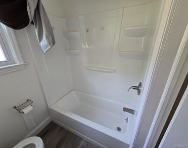 42 Quassaick Avenue - Photo Thumbnail 3