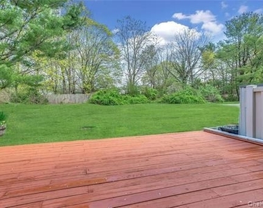6 Manors Drive - Photo Thumbnail 15