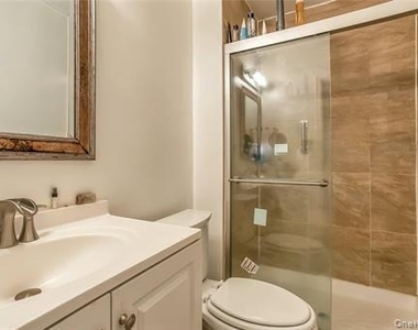 6 Manors Drive - Photo Thumbnail 9