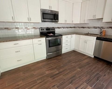 619 Heritage Hills - Photo Thumbnail 3