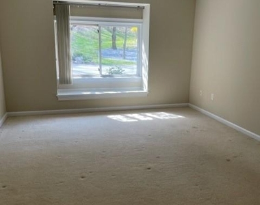 619 Heritage Hills - Photo Thumbnail 5