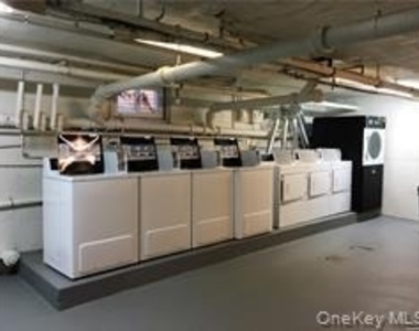 110 Division Avenue - Photo Thumbnail 2