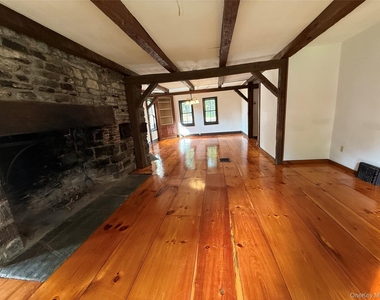 241 White Bridge Road - Photo Thumbnail 12