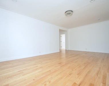 1 Broad Parkway - Photo Thumbnail 8