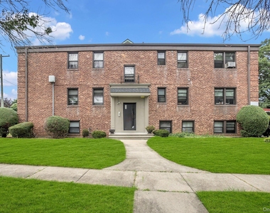 103 Lawson Street - Photo Thumbnail 11
