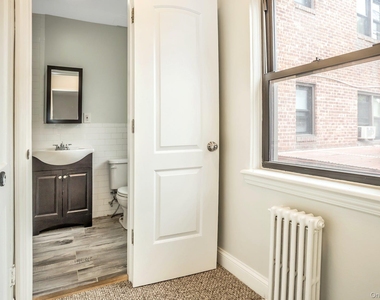 103 Lawson Street - Photo Thumbnail 8