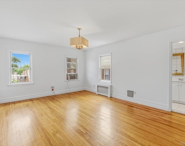 207-10 42nd Avenue - Photo Thumbnail 9
