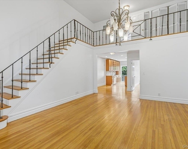 207-10 42nd Avenue - Photo Thumbnail 6