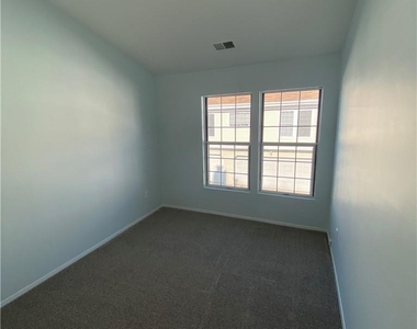 1502 Whispering Hills - Photo Thumbnail 18