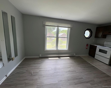 207 Highland Avenue - Photo Thumbnail 1