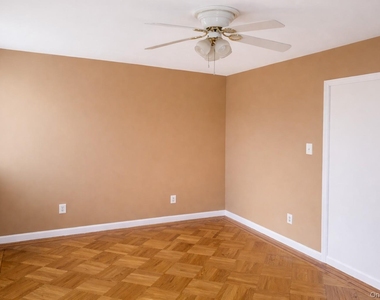 6955 78th Street - Photo Thumbnail 8