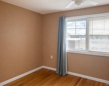 6955 78th Street - Photo Thumbnail 11