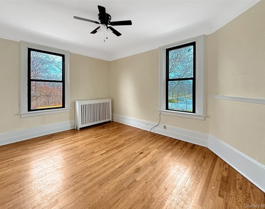 3604 Lexington Avenue - Photo Thumbnail 3