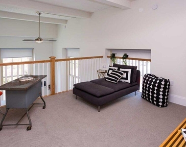 480 Bedford - Photo Thumbnail 10