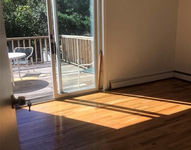 8 Locust Street - Photo Thumbnail 17