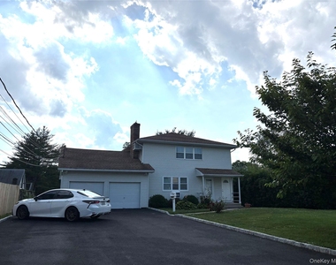 8 Locust Street - Photo Thumbnail 13