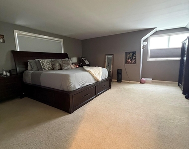 3 Deeringwood Lane - Photo Thumbnail 12